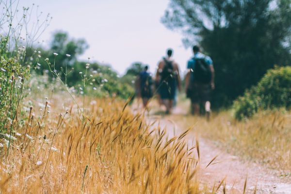 Glamping Urlaub in den Bergen: Komfort trifft Wanderabenteuer