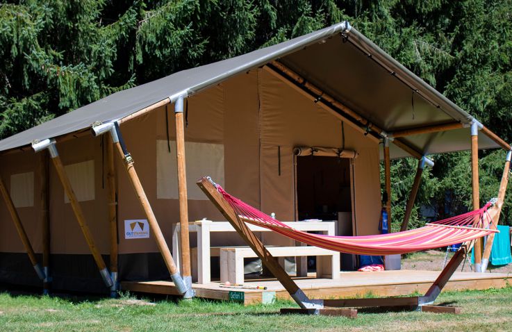 Camping De Vaubarlet - Safarizelte Auvergne