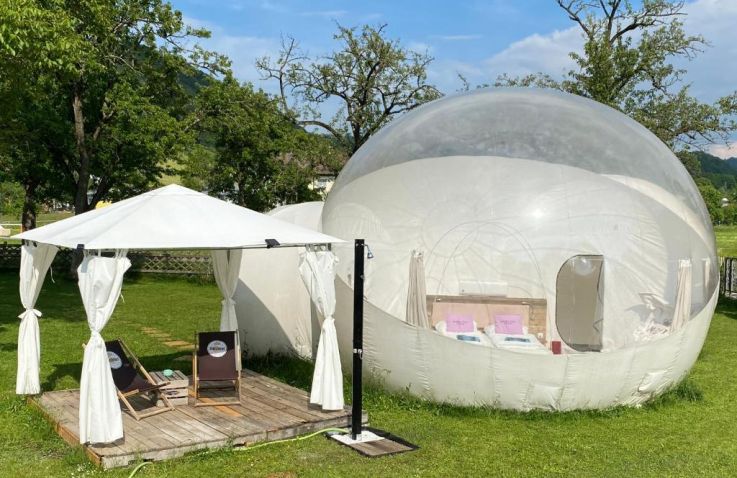 Bubble Tent Hotel in Weyregg am Attersee