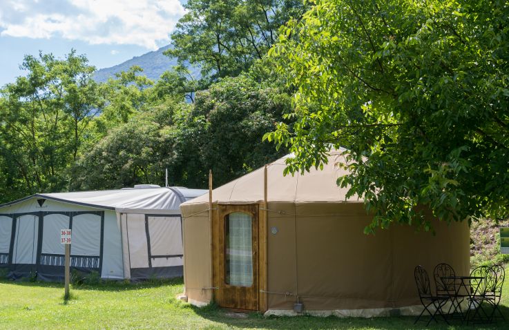 Camping Bellinzona - Mongolische Jurte, Tessin