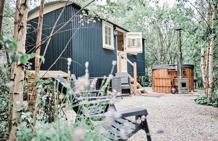 Hart Lake Escapes - Glamping York