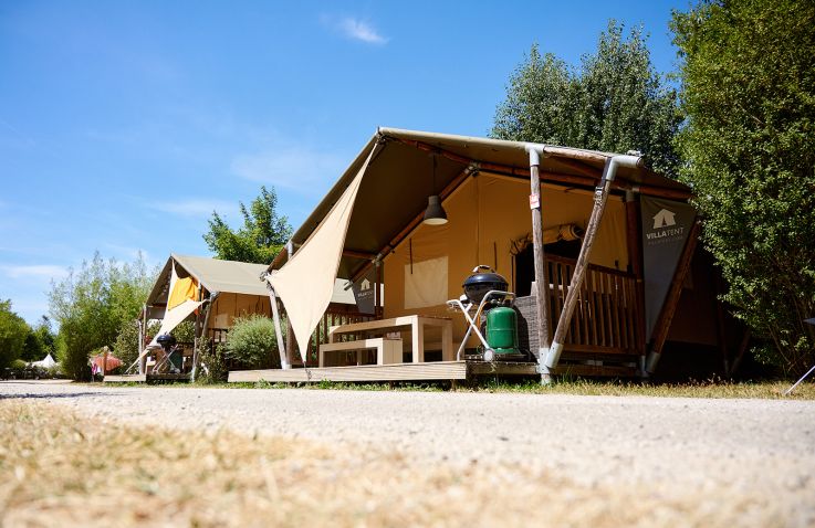 Camping La Roche d'Ully - Safarizelte Jura