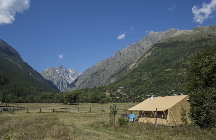 Huttopia Vallouise - Glamping Hautes-Alpes