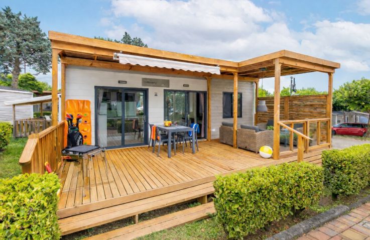 Camping Bella Italia - Glamping Unterk&uuml;nfte am Gardasee